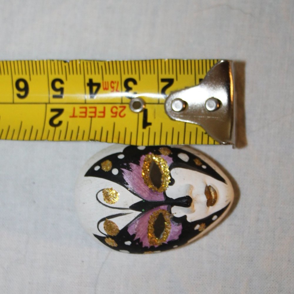 Ceramic Mask Pin - Picture 3 of 4